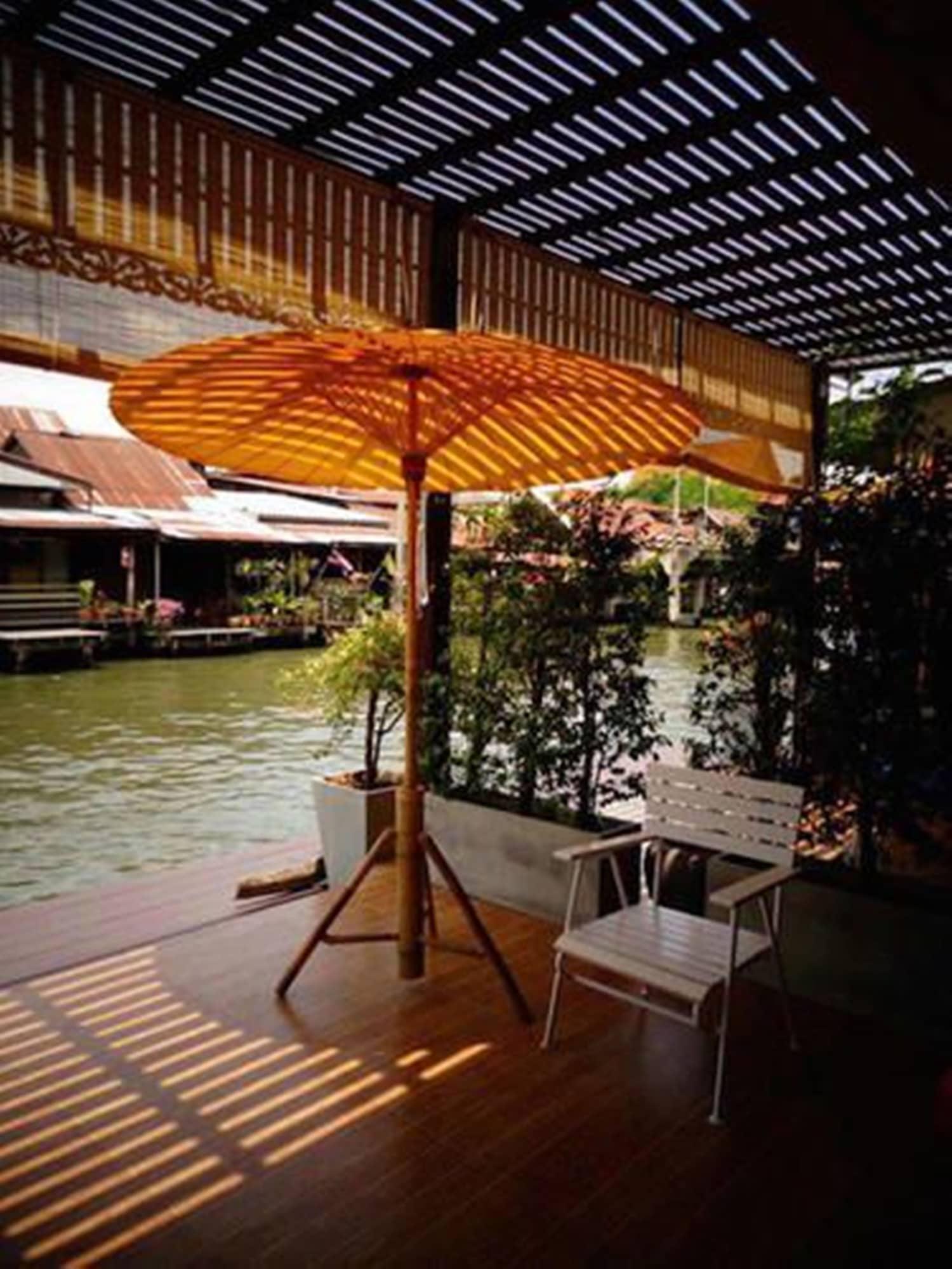 Bangluang House Hotel Bangkok Eksteriør billede